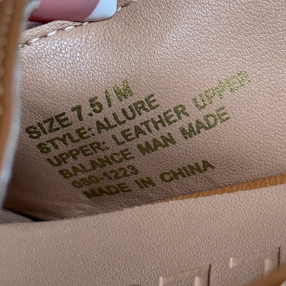 AEROSOLES Women's Brown Loafers with Gold Chain Detail - Picture 6 of 13